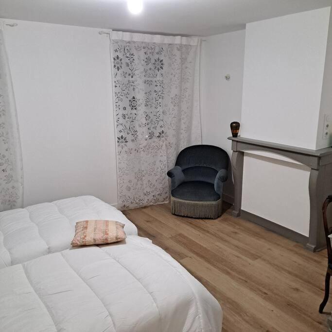 Residence La Mamone Ornans Bagian luar foto